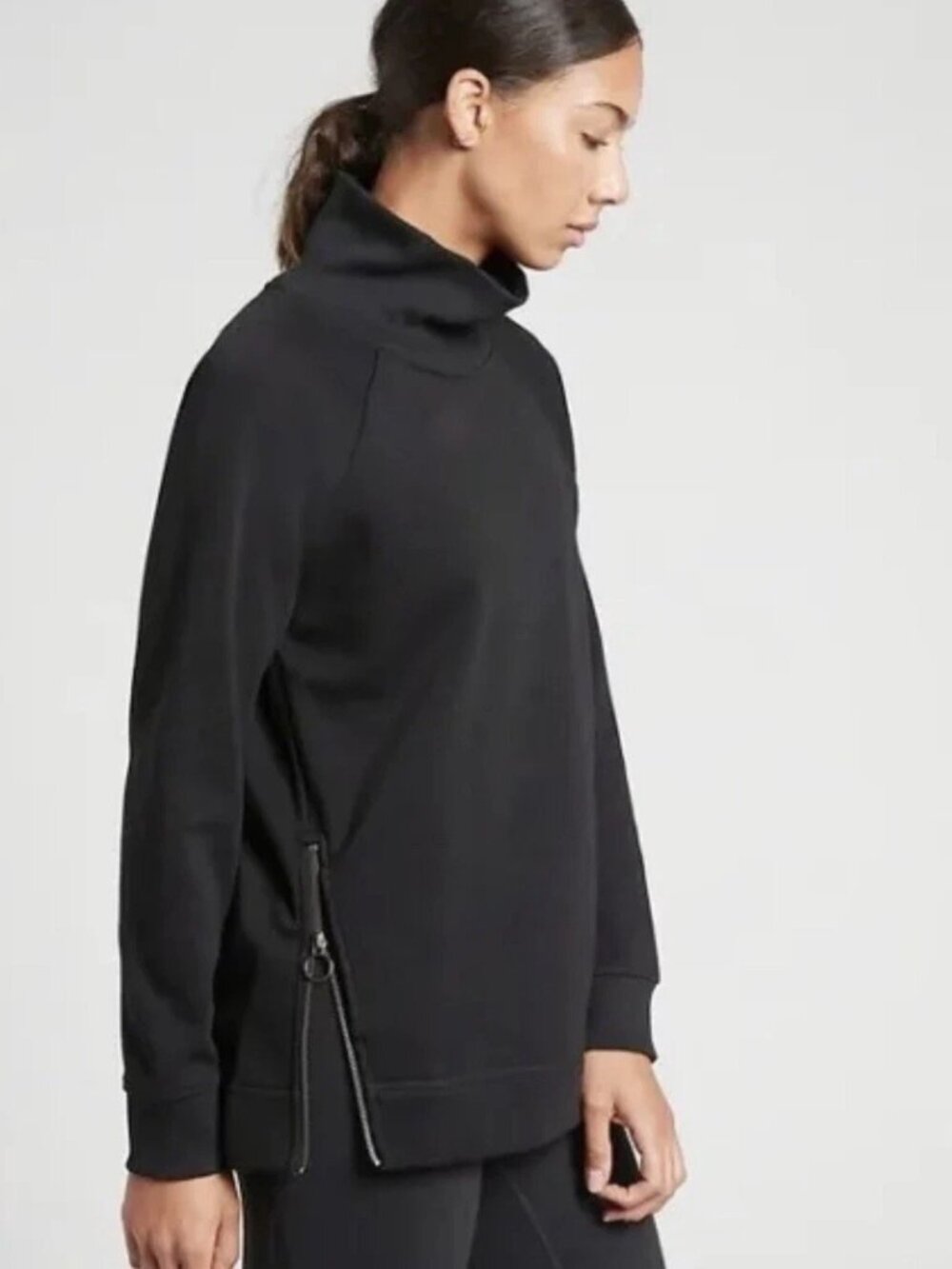 Athleta Cozy Karma Side Zip Funnel Neck Sweatshirt Black Size M/T